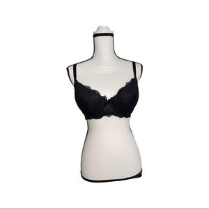 COPY - Soft and comfortable push up bra with wire.